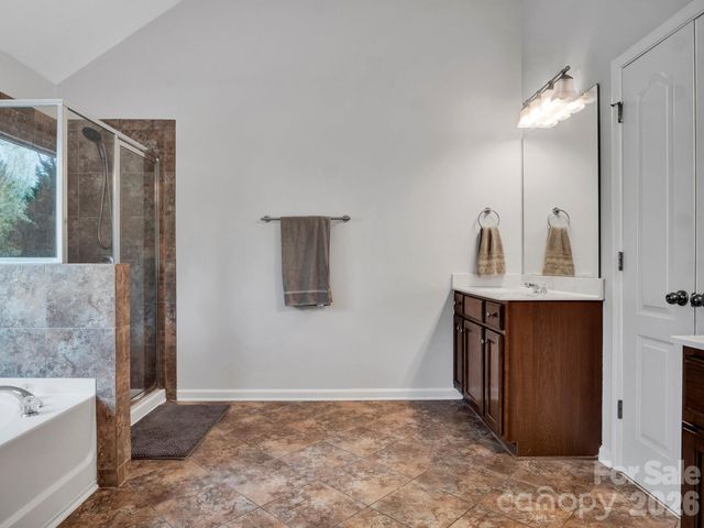 1800 Robbins Meadows Drive, Waxhaw, NC 28173