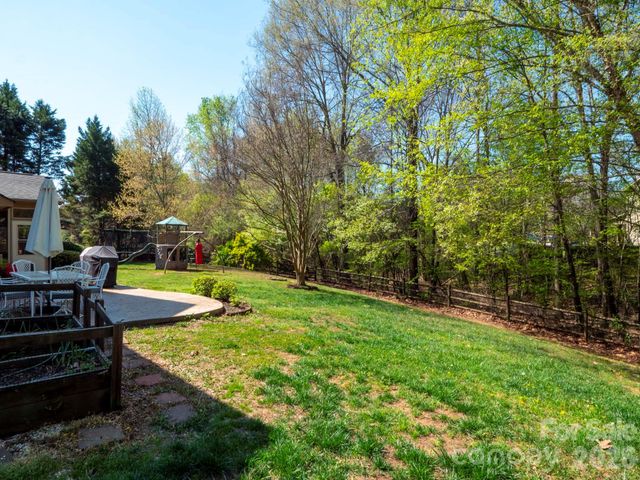 1800 Robbins Meadows Drive, Waxhaw, NC 28173