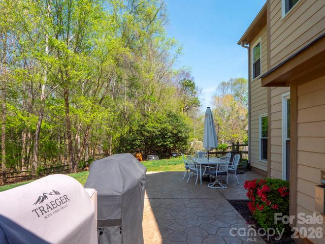 1800 Robbins Meadows Drive, Waxhaw, NC 28173