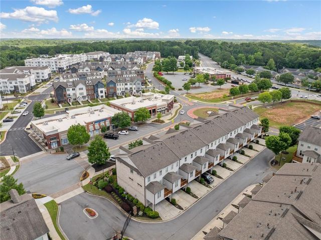 1094 Township Square, Alpharetta, GA 30022