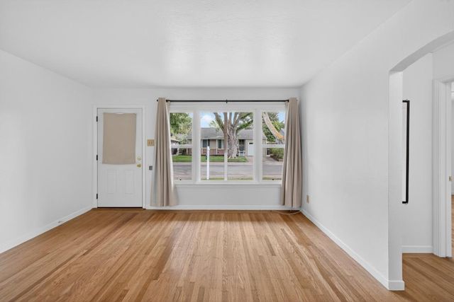 1342 62nd St, Sacramento, CA 95819