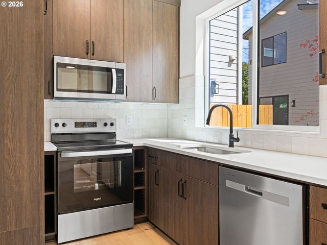 3215 Se 28th Ave, Portland, OR 97202