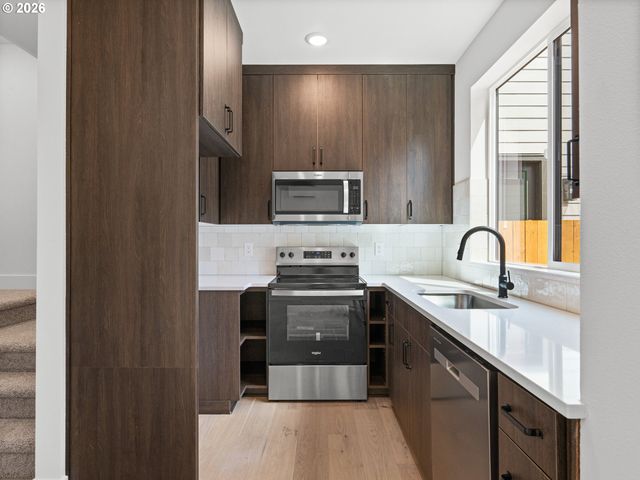 3215 Se 28th Ave, Portland, OR 97202