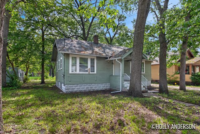 3012 9th Street, Muskegon, MI 49444