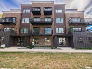 1310 E Samuel Ave Apt 3F, Peoria Heights, IL 61616
