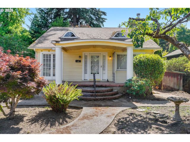 8936 Sw 8TH Ave, Portland, OR 97219