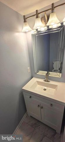 43183 GLENELDER TER, Ashburn, VA 20147
