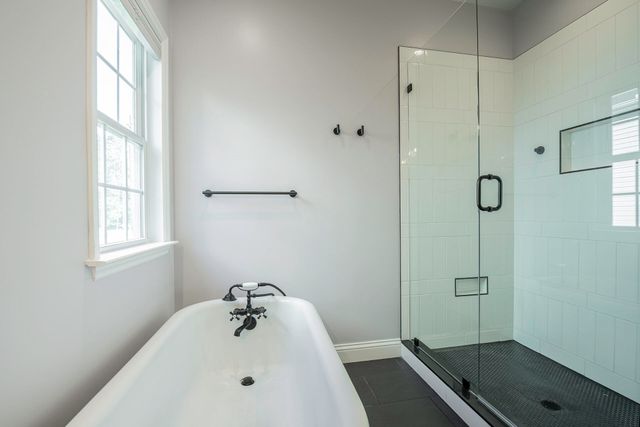 8327 Grinder Creek Place, Chattanooga, TN 37421