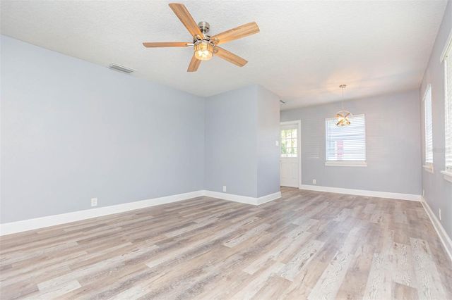 3911 W TYSON AVENUE, Tampa, FL 33611