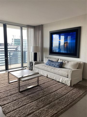 88 SW 7th St 1904, Miami, FL 33130