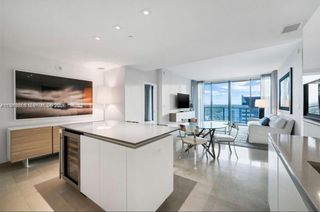 88 SW 7th St 1904, Miami, FL 33130