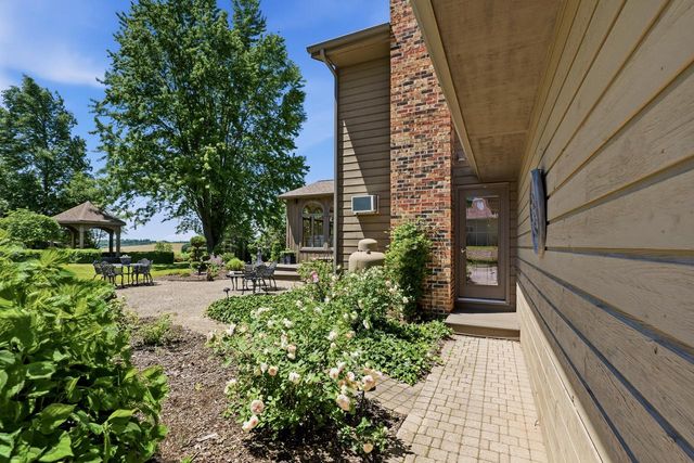 W1325 Hemauer DRIVE, New Holstein, WI 53061