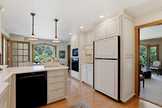 W1325 Hemauer DRIVE, New Holstein, WI 53061