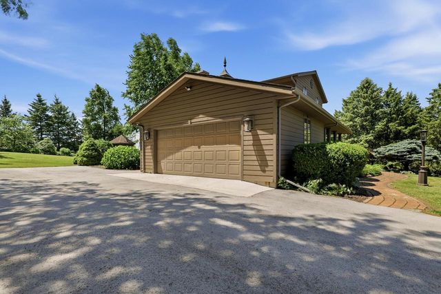 W1325 Hemauer DRIVE, New Holstein, WI 53061
