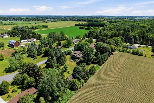W1325 Hemauer DRIVE, New Holstein, WI 53061