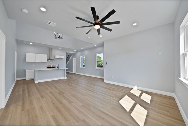 5905 Collins Court, Granbury, TX 76048