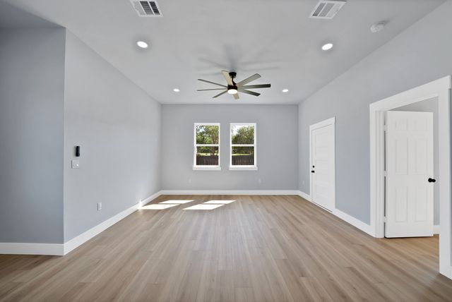 5905 Collins Court, Granbury, TX 76048