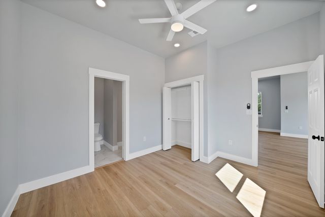 5905 Collins Court, Granbury, TX 76048