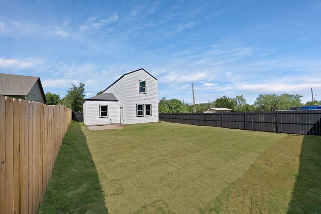 5905 Collins Court, Granbury, TX 76048