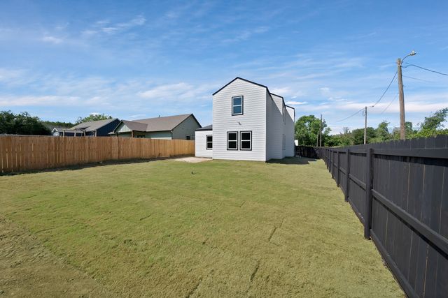 5905 Collins Court, Granbury, TX 76048
