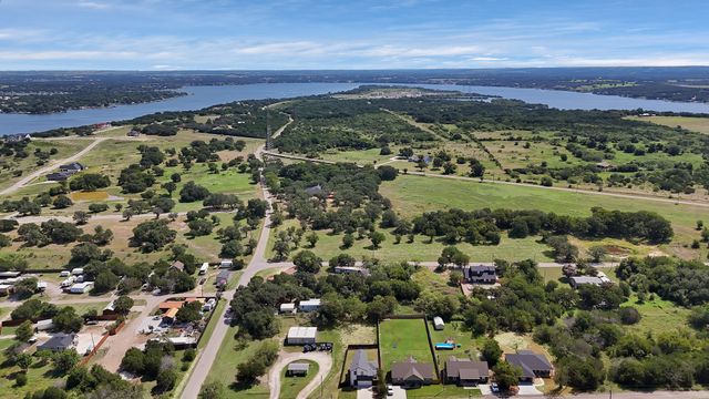 5905 Collins Court, Granbury, TX 76048