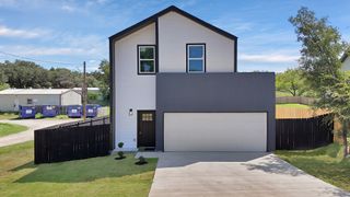 5905 Collins Court, Granbury, TX 76048