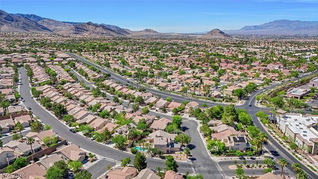1705 Eagle Peak Way, Las Vegas, NV 89134