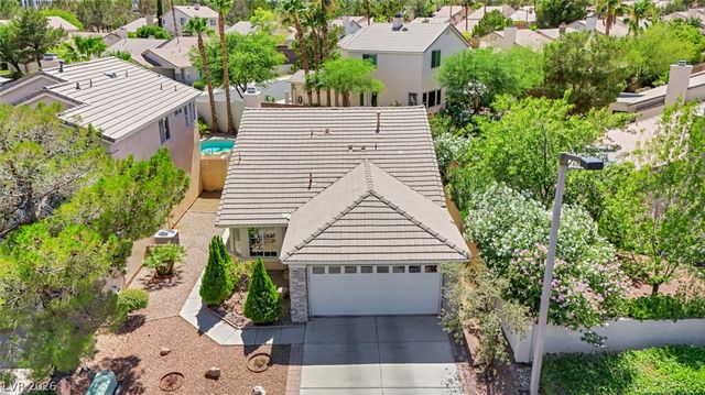 1705 Eagle Peak Way, Las Vegas, NV 89134