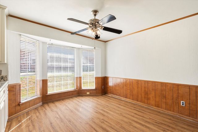 1905 Alamo Drive, Arlington, TX 76012