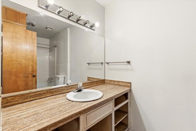 1905 Alamo Drive, Arlington, TX 76012