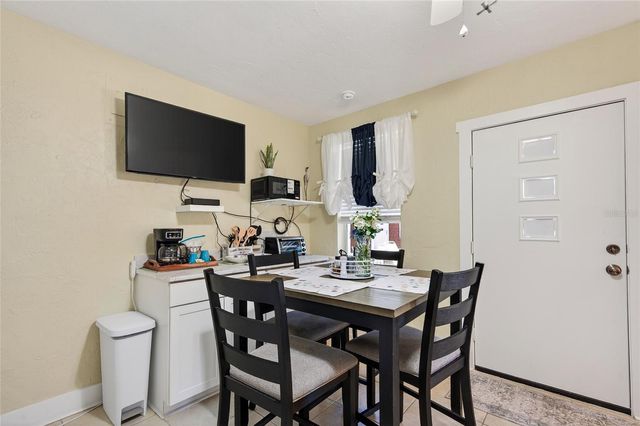908 VILLAS DRIVE 29, Venice, FL 34285