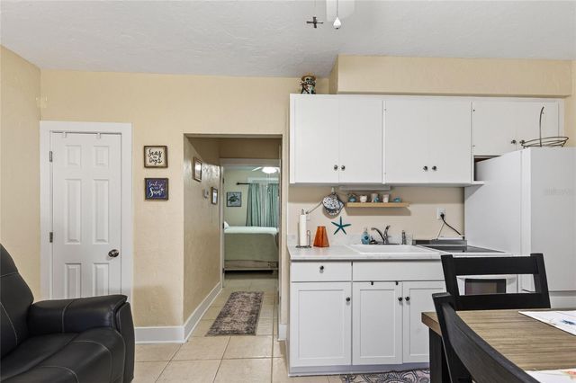 908 VILLAS DRIVE 29, Venice, FL 34285