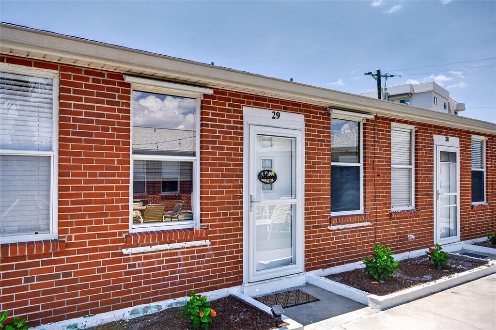 908 VILLAS DRIVE 29, Venice, FL 34285