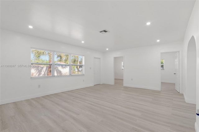 3341 NW 7th St, Lauderhill, FL 33311