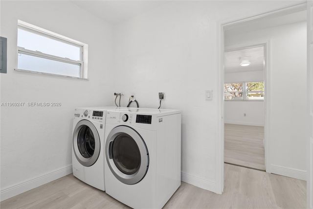 3341 NW 7th St, Lauderhill, FL 33311