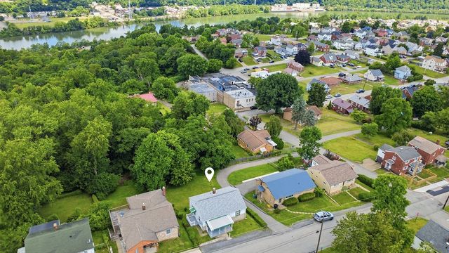 908 Upston St, Port Vue, PA 15133