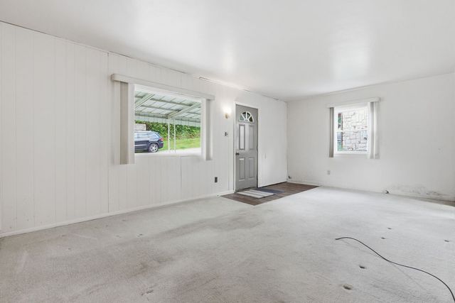 908 Upston St, Port Vue, PA 15133
