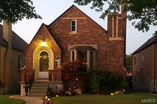 5743 Mardel Avenue, St Louis, MO 63109