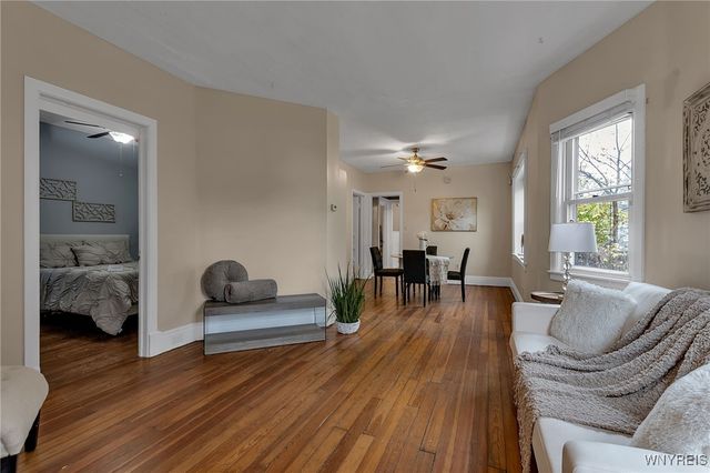 11 Hoyt Street, Buffalo, NY 14213