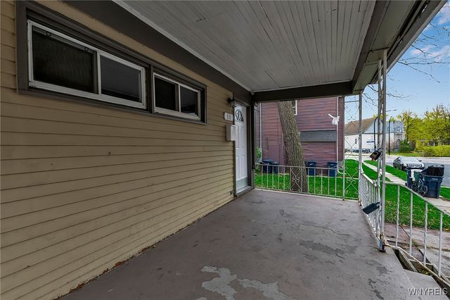 11 Hoyt Street, Buffalo, NY 14213