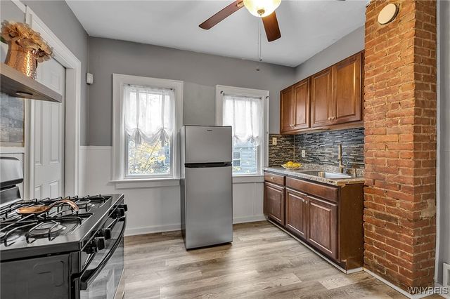 11 Hoyt Street, Buffalo, NY 14213