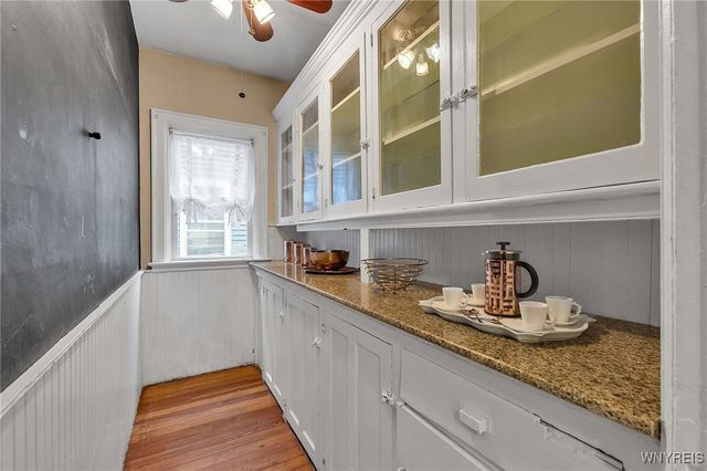 11 Hoyt Street, Buffalo, NY 14213