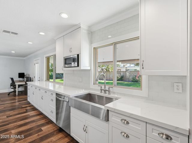 7039 N VIA DE AMIGOS --, Scottsdale, AZ 85258