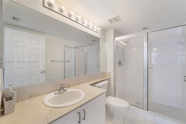 1155 BRICKELL BAY DR 1602, Miami, FL 33131