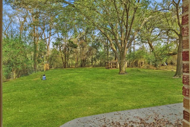 203 Forest Circle, Summerville, SC 29483