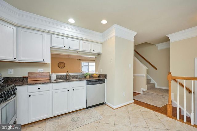 8310 EWING PL, Manassas, VA 20109