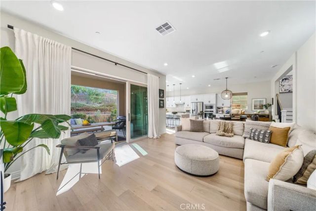 1675 Sonora Creek Lane, Lake Forest, CA 92610