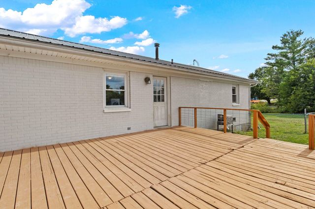 129 Walker Lane, Lawrenceburg, KY 40342