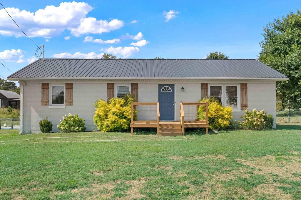 129 Walker Lane, Lawrenceburg, KY 40342