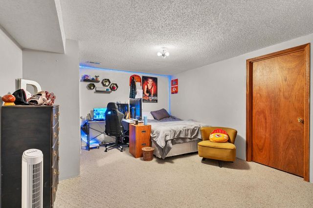 24 E Huntington, Augusta, KS 67010